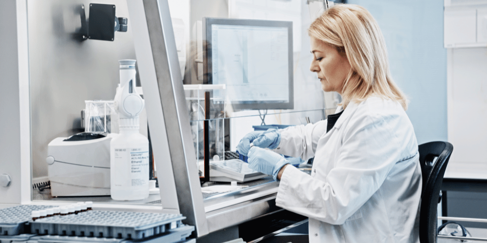 VLMs for Pharmaceutical Manufacturing