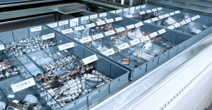 How Vertical Lift Modules (VLMs) Improve Order Fulfillment Accuracy and Speed