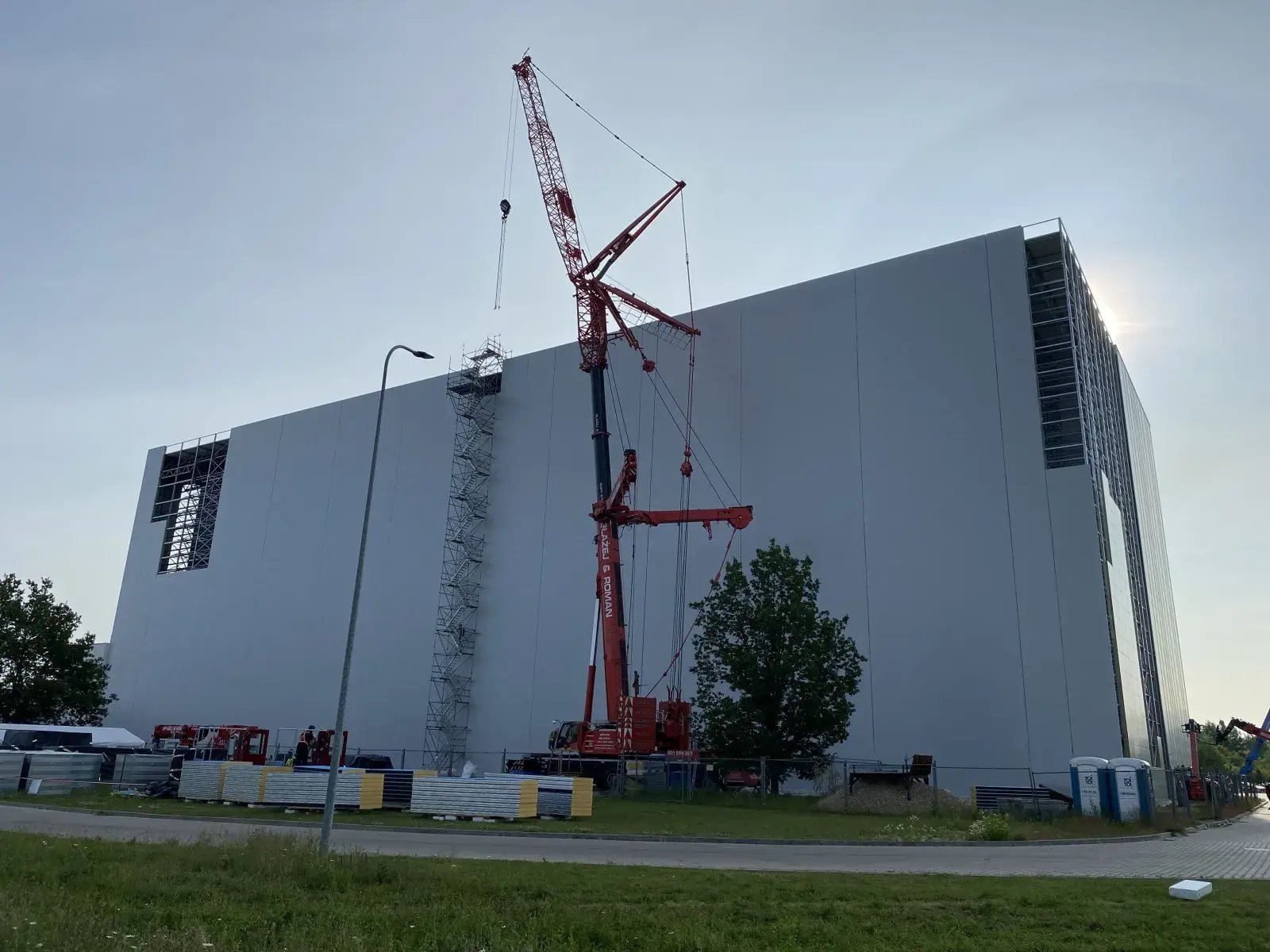 a193b14e-4b95-49f3-9e43-5203365ea27c